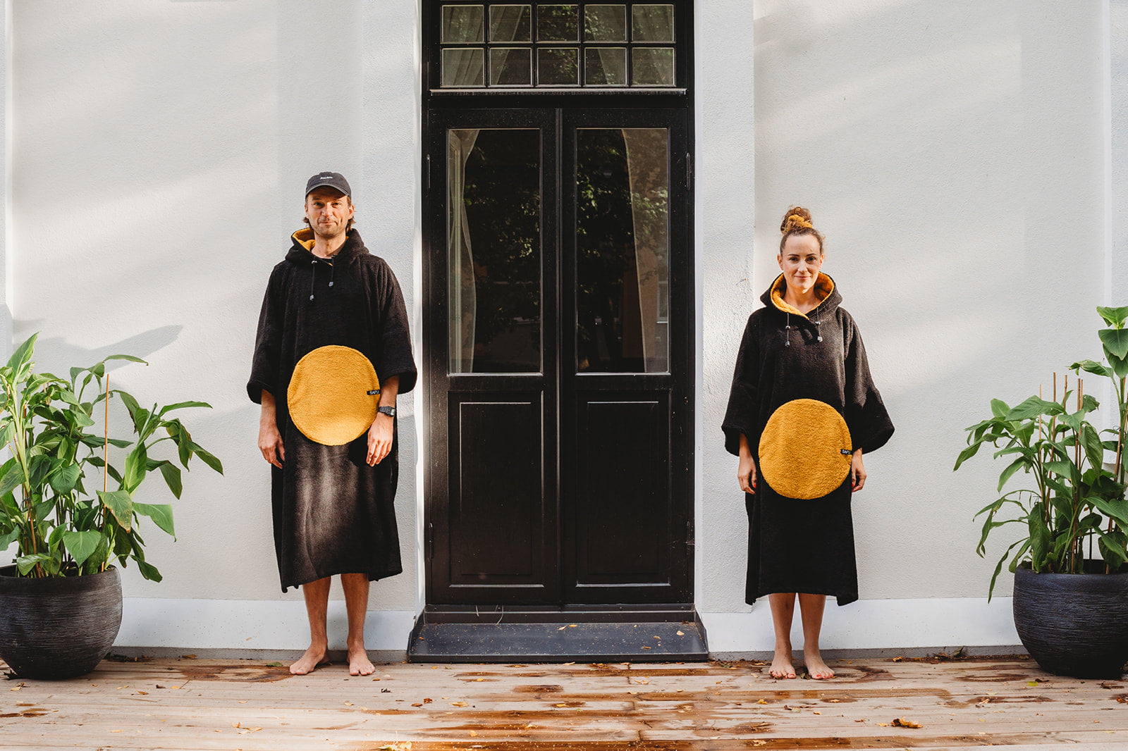 Terry towel poncho for sauna, surf or swimming fans – SAFU